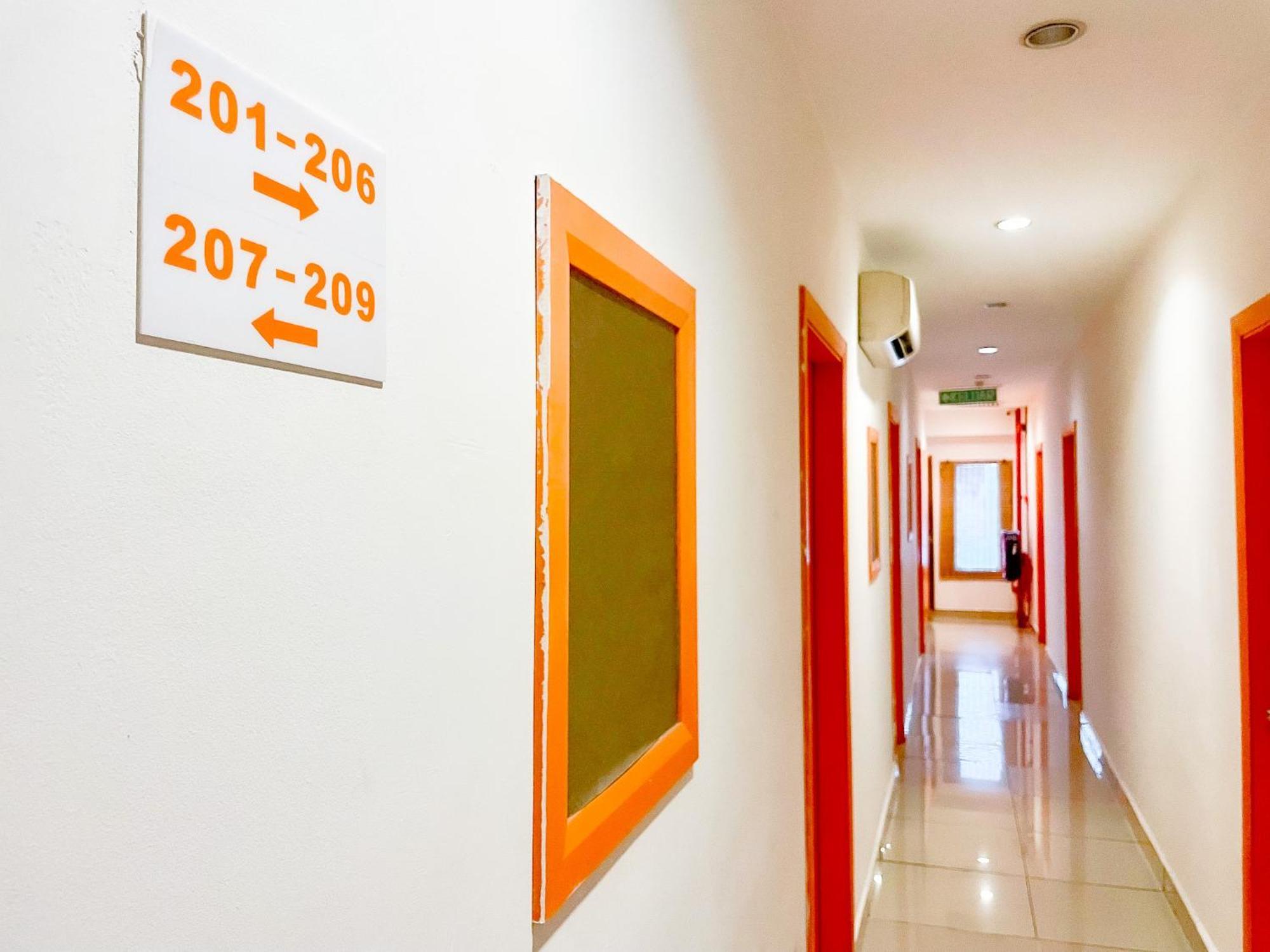 1 Hotel Taman Connaught Kuala Lumpur Ngoại thất bức ảnh