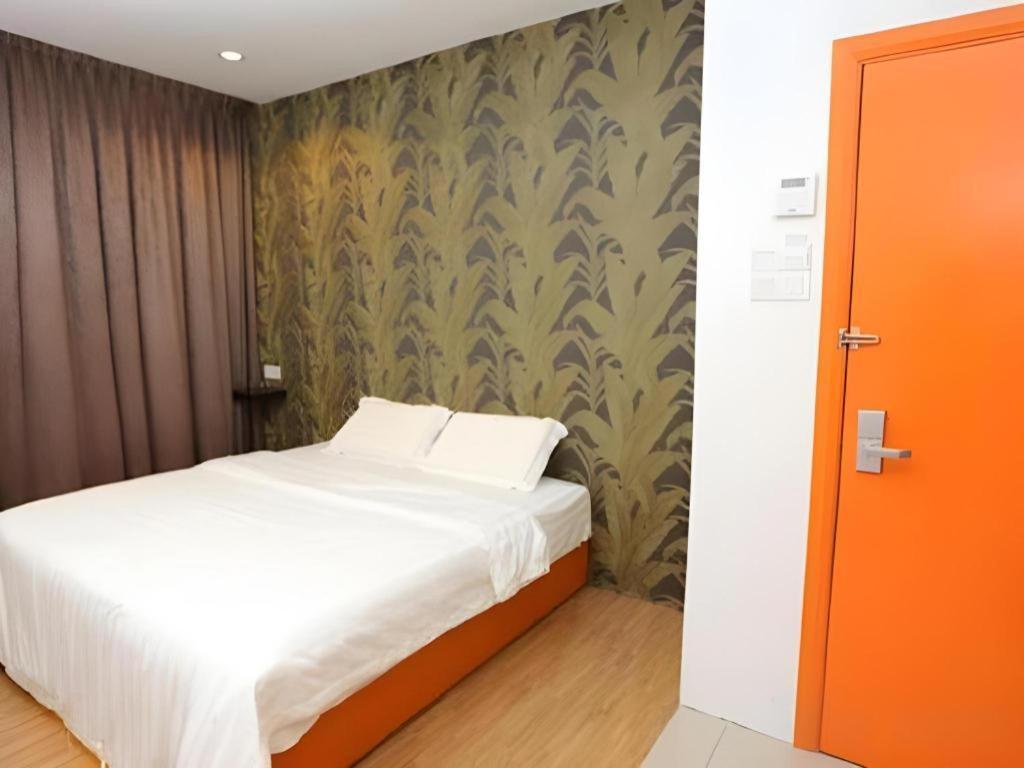 1 Hotel Taman Connaught Kuala Lumpur Ngoại thất bức ảnh