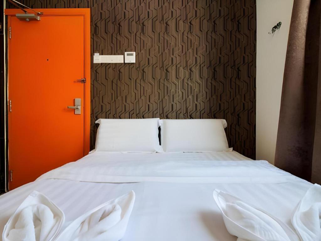 1 Hotel Taman Connaught Kuala Lumpur Ngoại thất bức ảnh