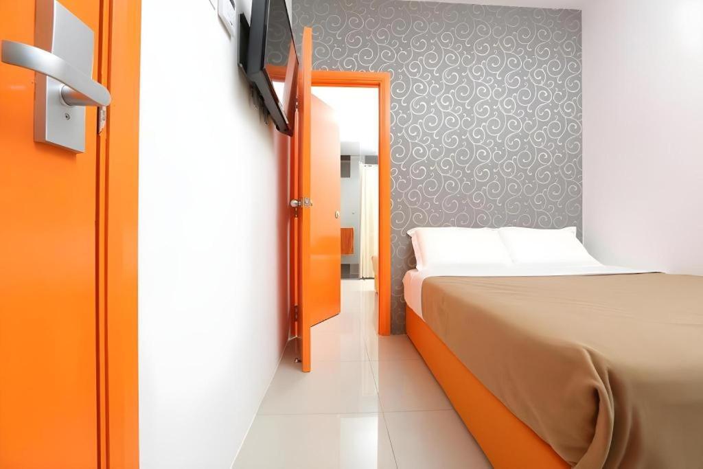 1 Hotel Taman Connaught Kuala Lumpur Ngoại thất bức ảnh