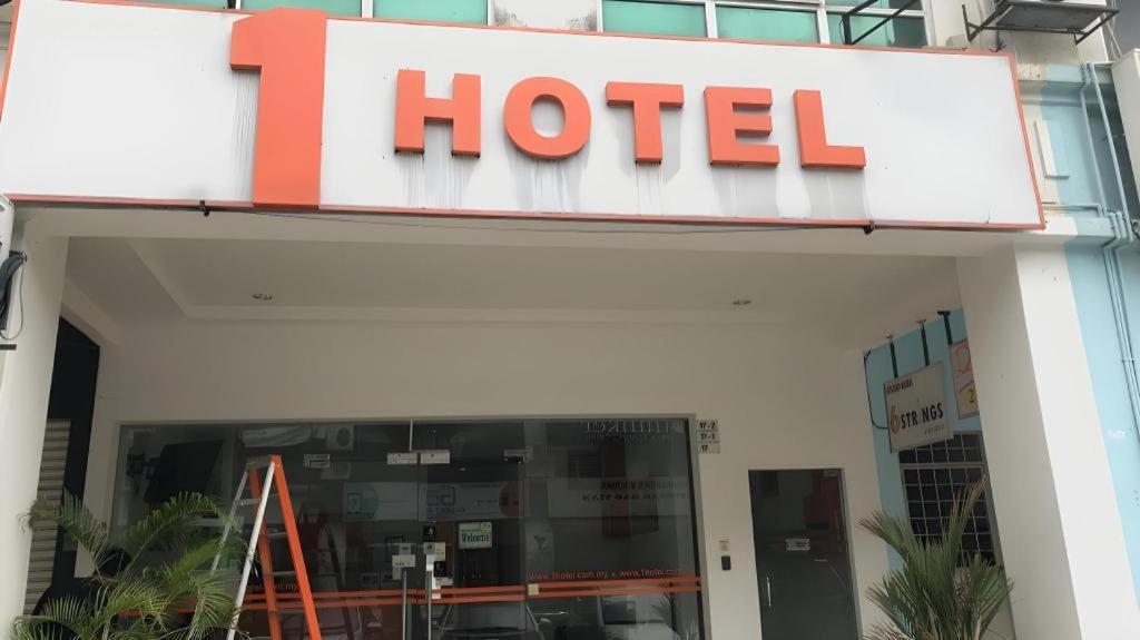1 Hotel Taman Connaught Kuala Lumpur Ngoại thất bức ảnh