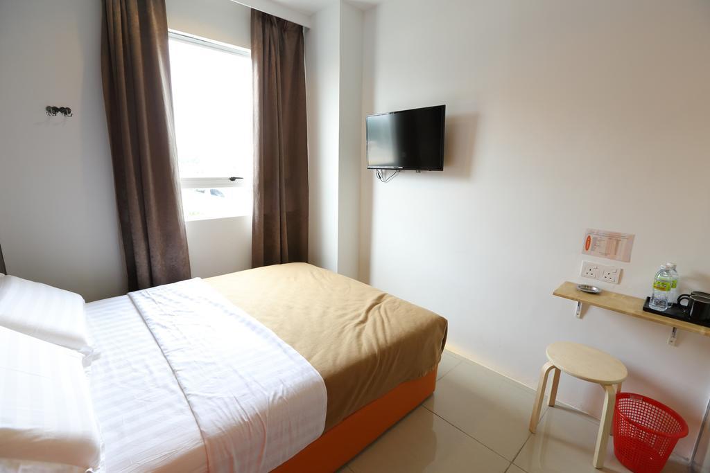 1 Hotel Taman Connaught Kuala Lumpur Ngoại thất bức ảnh